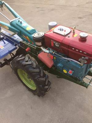 農(nóng)用旋耕機(jī)犁地開溝器起壟機(jī)配件 15馬力手扶拖拉機(jī)的多功能組合與選購指南